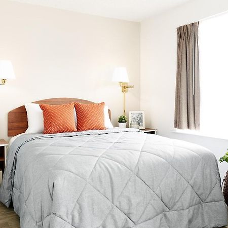 Intown Suites Extended Stay Charleston Sc - West Ashley ภายนอก รูปภาพ